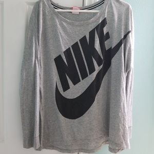 Nike long sleeve tee